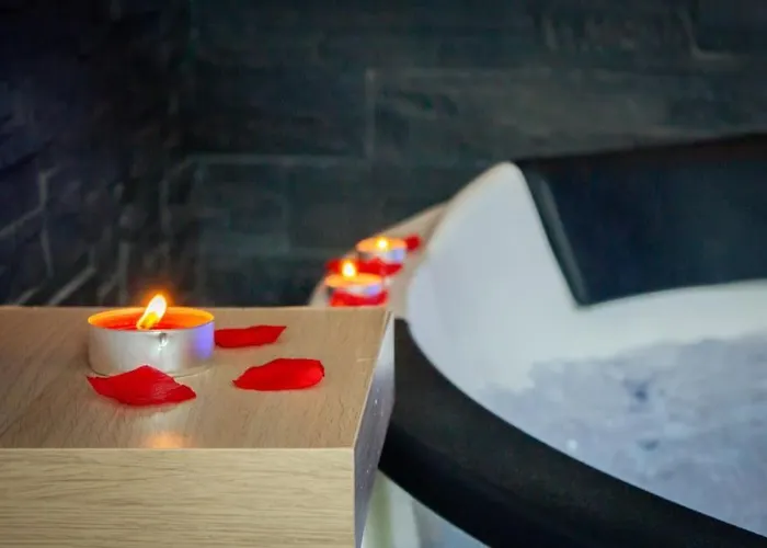 L\'Escapade - Jacuzzi & Terrasse