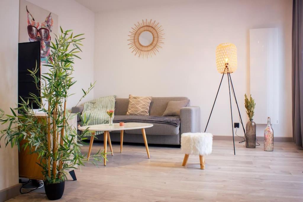 L'escapade - Jacuzzi & Terrasse Apartment